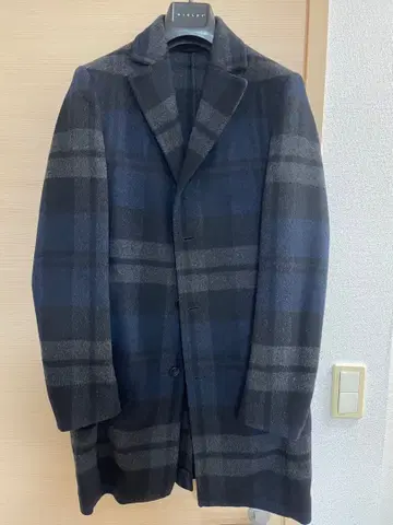 SISLEY 체스터 코트 체크 무늬