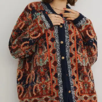 부클레 총무늬 자카드 니트 가디건 Unitage