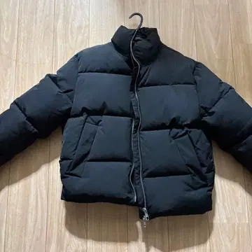 ZARA 블랙 다운 자켓 M