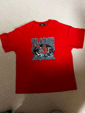 XLARGE 빨간색 T셔츠 Los Angeles California