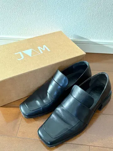 JVAM 스퀘어토 로퍼 블랙 38