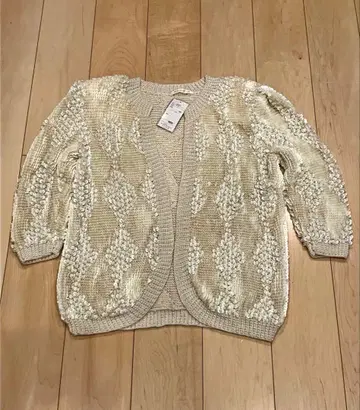 미사용 정가 9.8만 이타리야 아이보리 가디건 비즈 스팽글