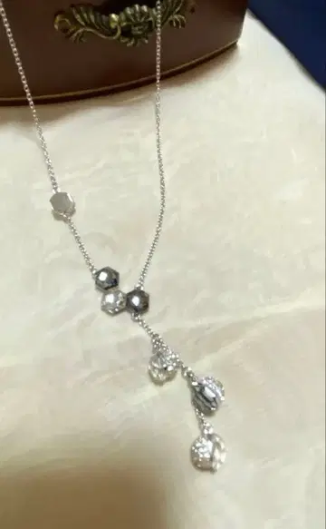 [새상품급] 스와로브스키 Y자 목걸이