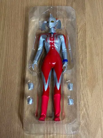 울트라의 어머니 1/6 액션 피규어