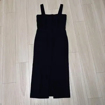 스태닝 루어 롱 원피스 블랙