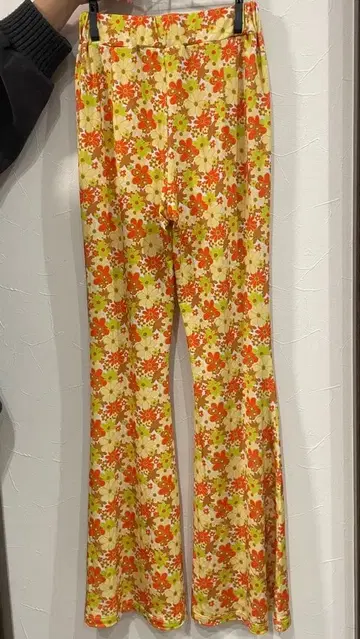 Starblinc 꽃무늬 오렌지 플레어 팬츠