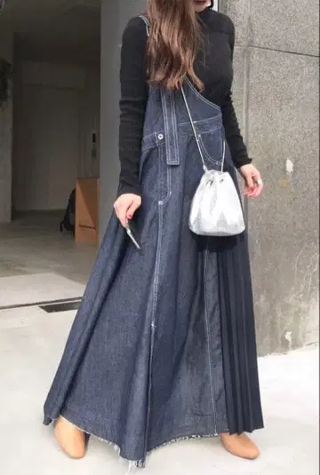 아우라 아이라 AULA AILA 원숄더 오버롤 스커트