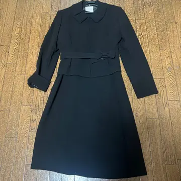 엠마 제이 블랙 슈트 11호