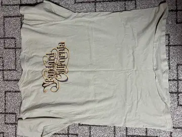 standard California T셔츠 크림색