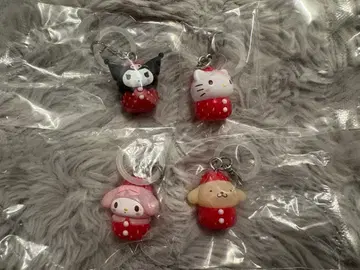 딸기 메지루시 액세서리 산리오 4개 세트