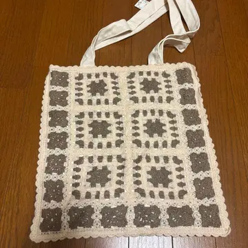 레이스 편 토트백 베이지 브라운