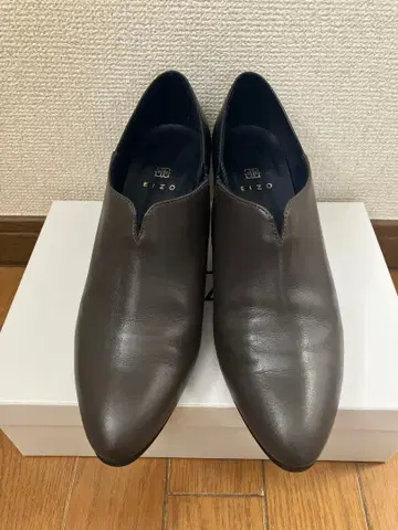 EIZO 에이조 부티, 펌프스