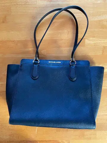 MICHAEL KORS 블랙 토트백