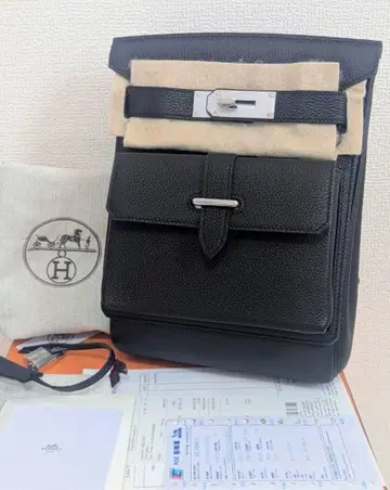 미사용 아카도 PM. 정품 토고 가죽