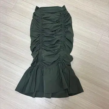 [ 새상품급 ] WCJ 올리브 그린 프릴 타이 스커트
