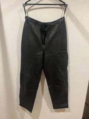 Hot Lips Petites 양가죽 램 가죽 테이퍼드 가죽 팬츠