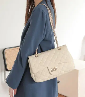 퀼팅 체인 숄더백 2WAY 루나