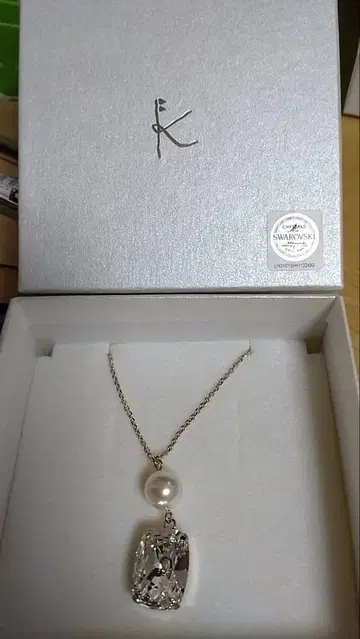 쿠미쿄쿠 x 스와로브스키 펄 목걸이와 덤 귀찌 새상품급