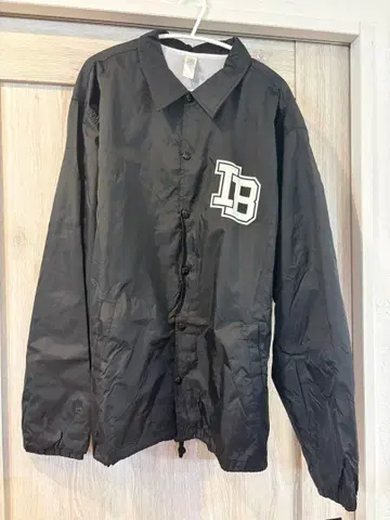 아이스버른 FORK 블랙 나일론 자켓 Rhyme Saver