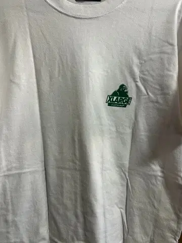 XLARGE 화이트 티셔츠