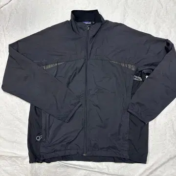patagonia 블랙 나일론 자켓 XL