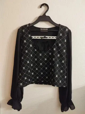 Princess melody 로고 상의 블랙 F 사이즈