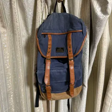 네이비 캔버스 백팩