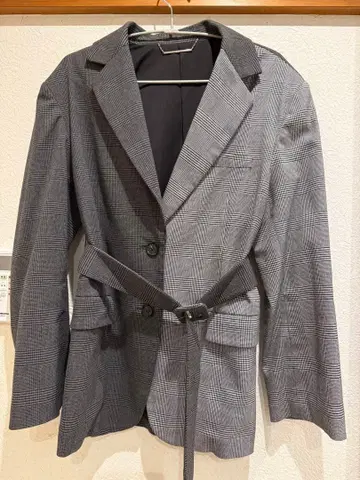 Mila Owen 테일러드 자켓 그레이 계열 체크