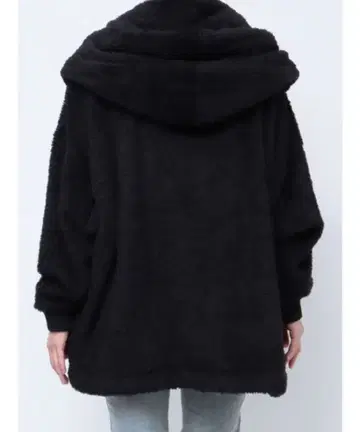 후드 부착 블랙 플리스 자켓 GYDA 갸루