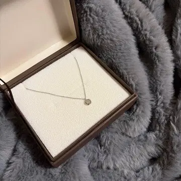 ESTELLE 목걸이 주주 우대