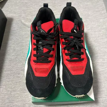 Puma 스니커즈 레드/블랙/화이트