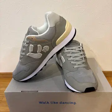 SANGACIO 그레이 스니커즈