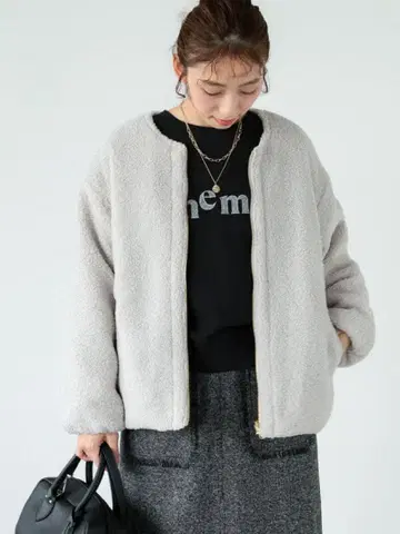 [클리닝 완료] Lugnoncure 리버서블 보아 블루종