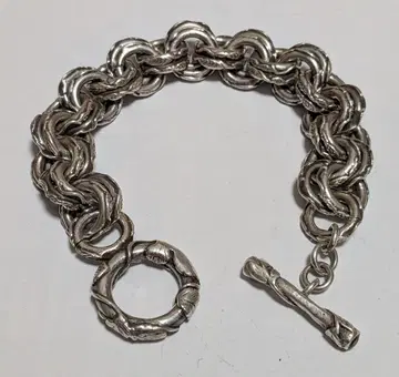 Ugo Cacciatori 팔찌