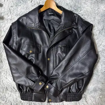 블랙 레더 자켓