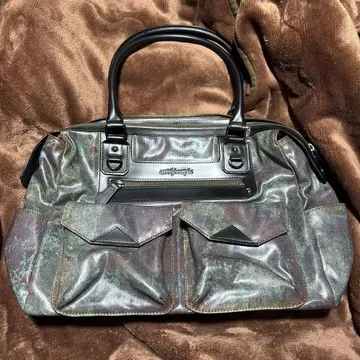 알세라피 AT 사이버 더블 포켓 보스턴 백 (카키)