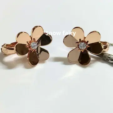 세잎클로버 귀걸이 플라워 귀걸이 1스톤 포함 핑크 골드 컬러 PG