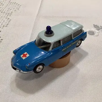 초레어 CIJ 시트로엥 ID 19 브레이크 앰뷸런스 미니카