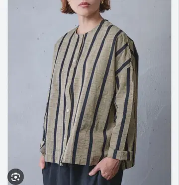 얀마 산업 얀마 둥근넥 버튼 셔츠 숏 기장 토모에 줄무늬