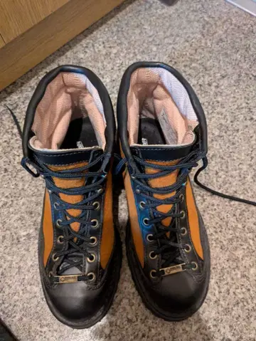 30424 DANNER LIGHT REVIVAL