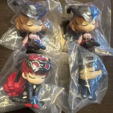 어깨 쿵 Fig. 페르소나 5 더 로얄 세트