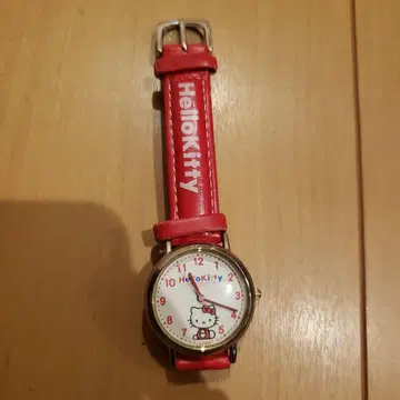 Hello Kitty 캐릭터 시계 빨간색