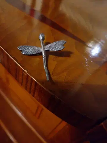 앤티크 잠자리 디자인 펜던트 탑