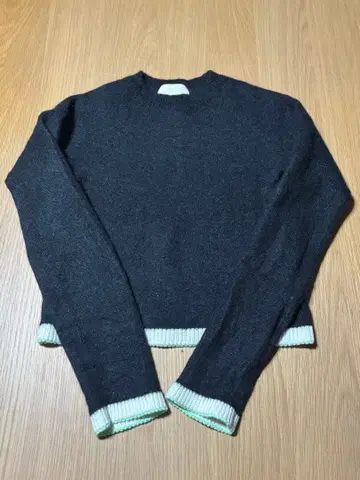 SHISHIKUI 절개 니트