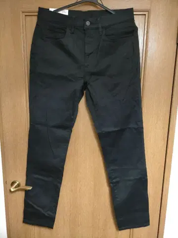 UNIQLO 울트라 스트레치 컬러진 M 블랙