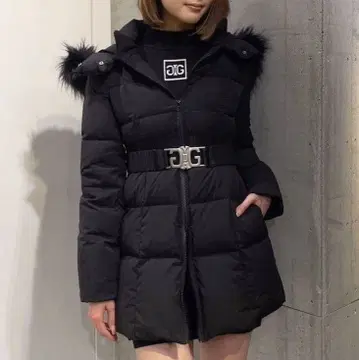 [하자품] 제이다 SymmetryGYDA 벨트 포함 롱 다운 코트