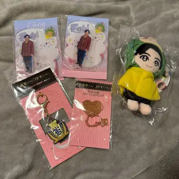 치넨 유리 봉제 인형 아크릴 스탠드