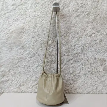 MODERN WEAVING 가죽 복조리 숄더백 베이지