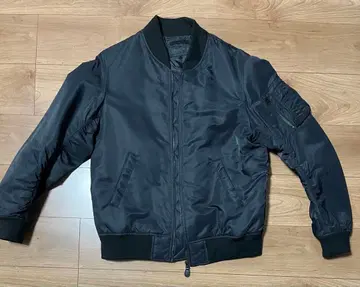 유니클로 MA-1 블루종