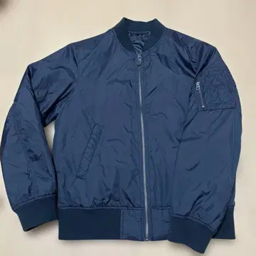 [ 새상품급 ] 유니클로 UNIQLO MA-1 스타일 블랙 플라이트 자켓